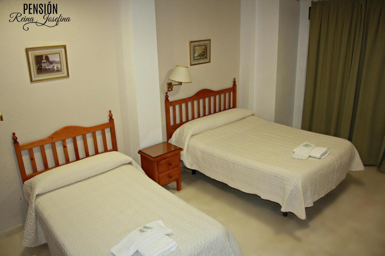 Pension Reina Josefina Santa Fe  Ngoại thất bức ảnh